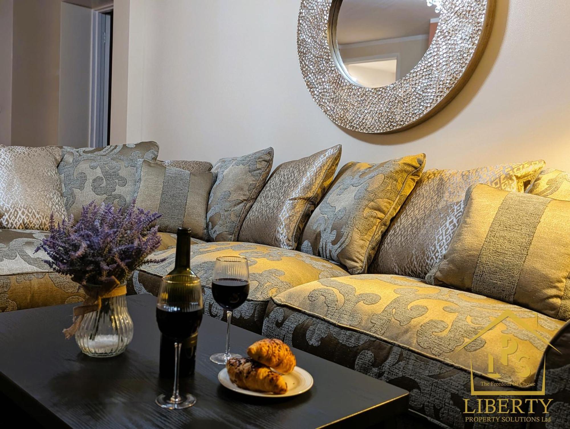 6 Guests * 4 Bedroom * Free Wi-Fi *Huntingdon Ngoại thất bức ảnh