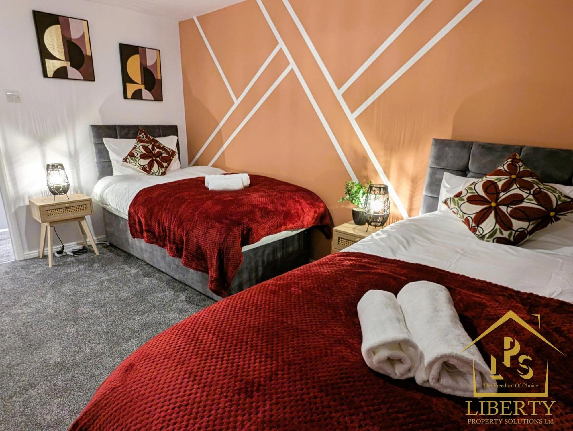 6 Guests * 4 Bedroom * Free Wi-Fi *Huntingdon Ngoại thất bức ảnh